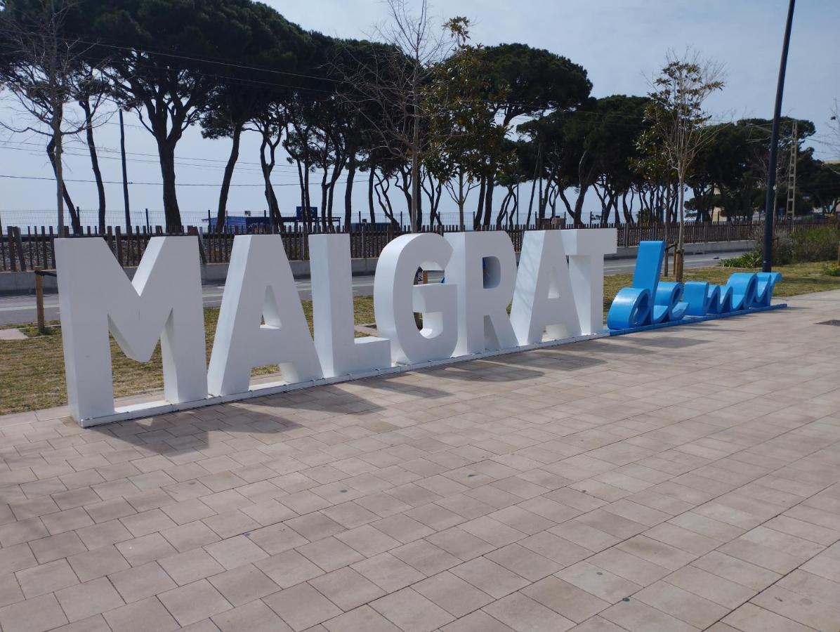 Day Ok Beach Apartment Malgrat de Mar Exterior photo